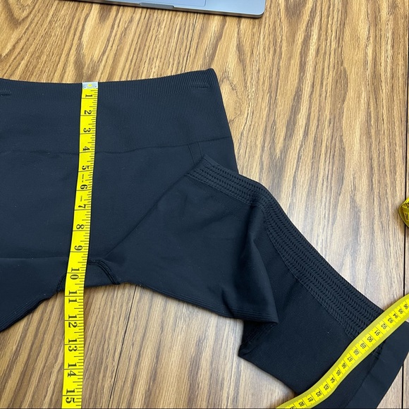 Lululemon In The Flow Crop II Leggings in Heathered Deep Coal - Picture 9 of 12